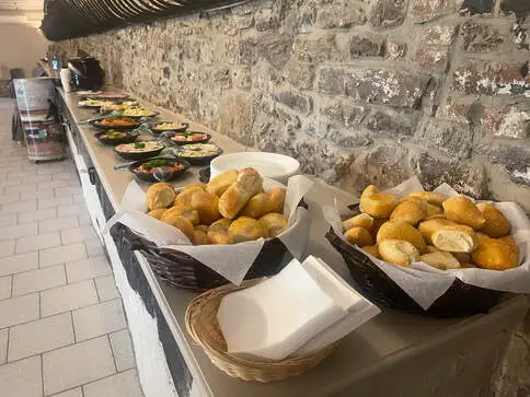 Koud buffet — broodjes, salades & soep